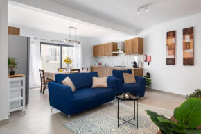 Modern 2BR Stylish Apartment with 2 Balconies - Close to St Julian's & Sliema & Yacht Marina